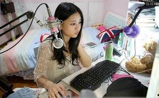 娱乐主播吃瓜直播边写字边讲,娱乐主播边写字边讲，趣味横生演绎直播新玩法